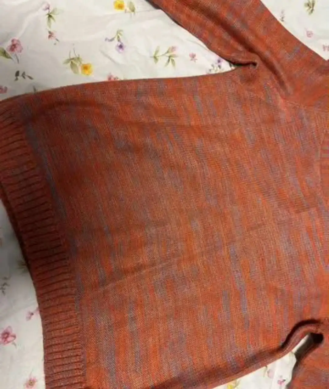 Свитер женский размер 44/46 - Свитер (Одежда) в Мытищи