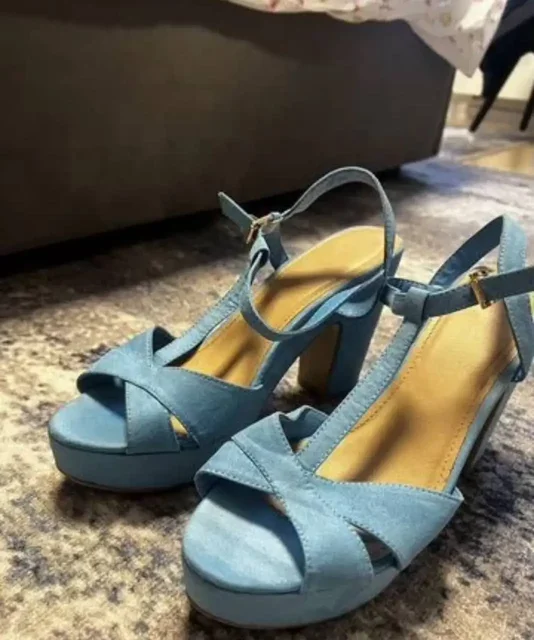 Женские туфли на каблуке 40 размера голубого цвета - частное объявление в Мытищи