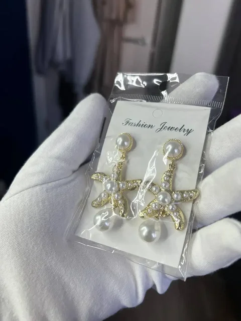 Серьги бижутерия юбилейная 10 - частное объявление в Мытищи