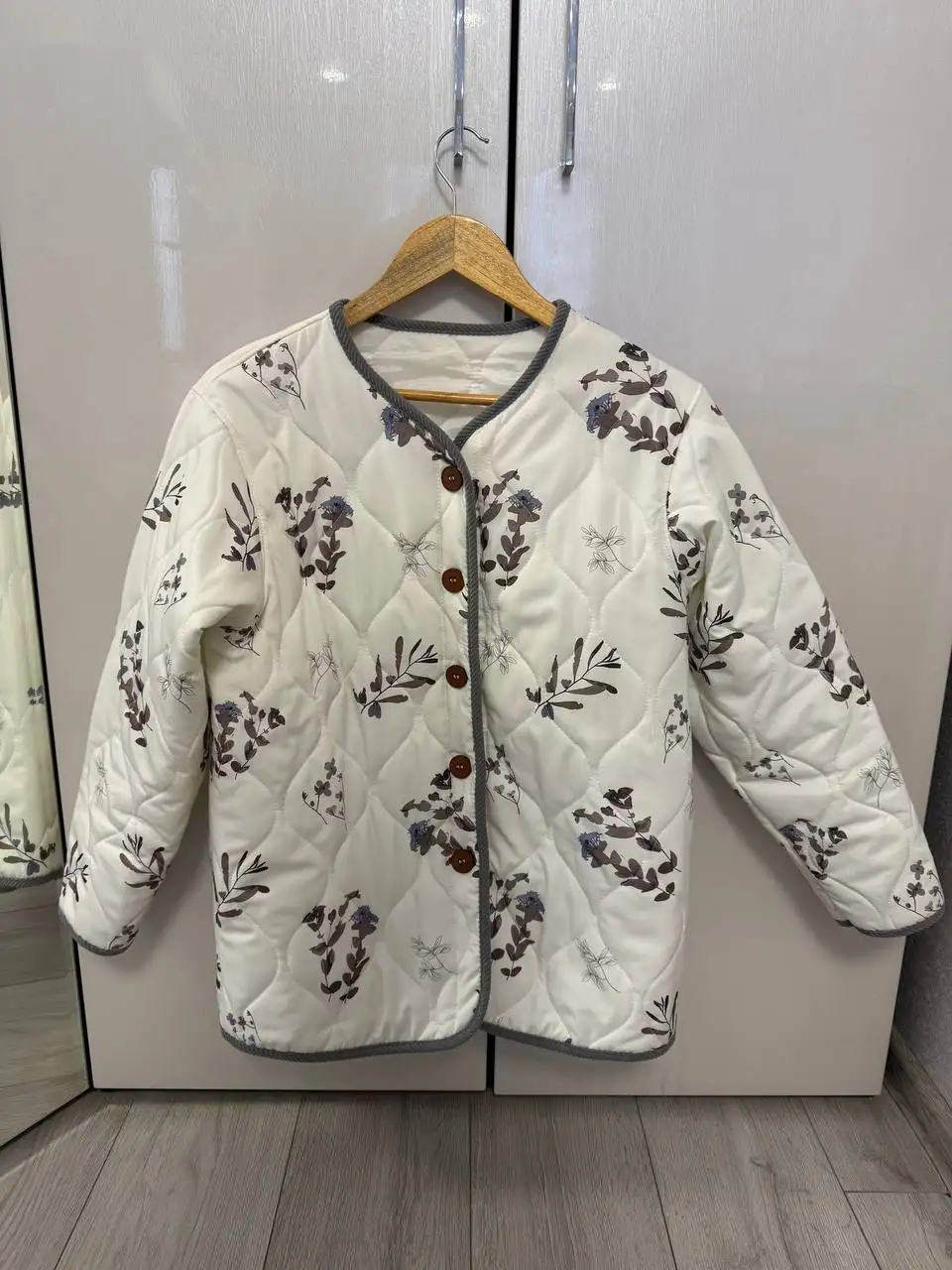 Продажа одежды: кофты, куртка, фуфайка, джинсы - Одежда в Лобня