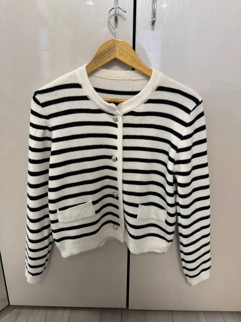 Продажа одежды: кофты, куртка, фуфайка, джинсы - Одежда в Лобня