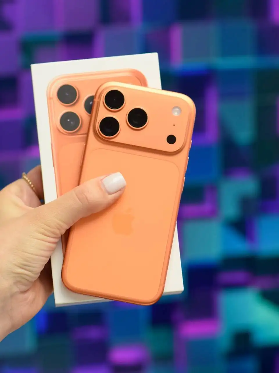 Продажа iPhone 17 Pro Orange 512Gb - Смартфоны (Телефоны и планшеты) в Мытищи