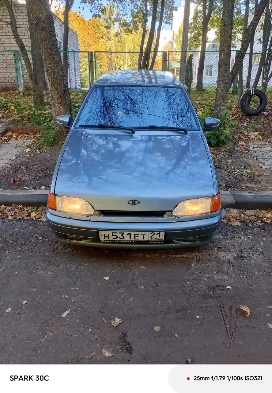 Автомобиль 2010 года