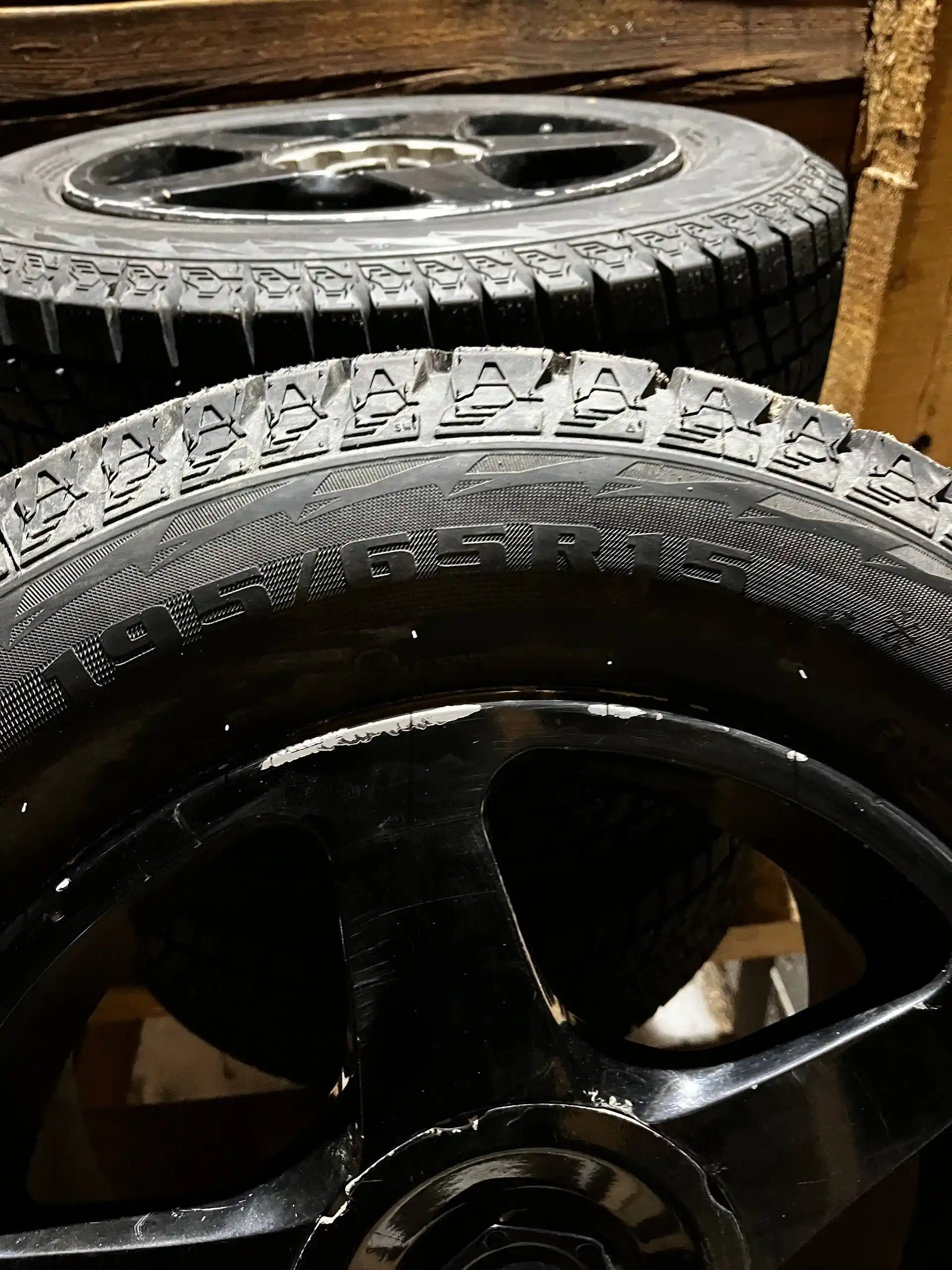 Литье R15 с зимней резиной