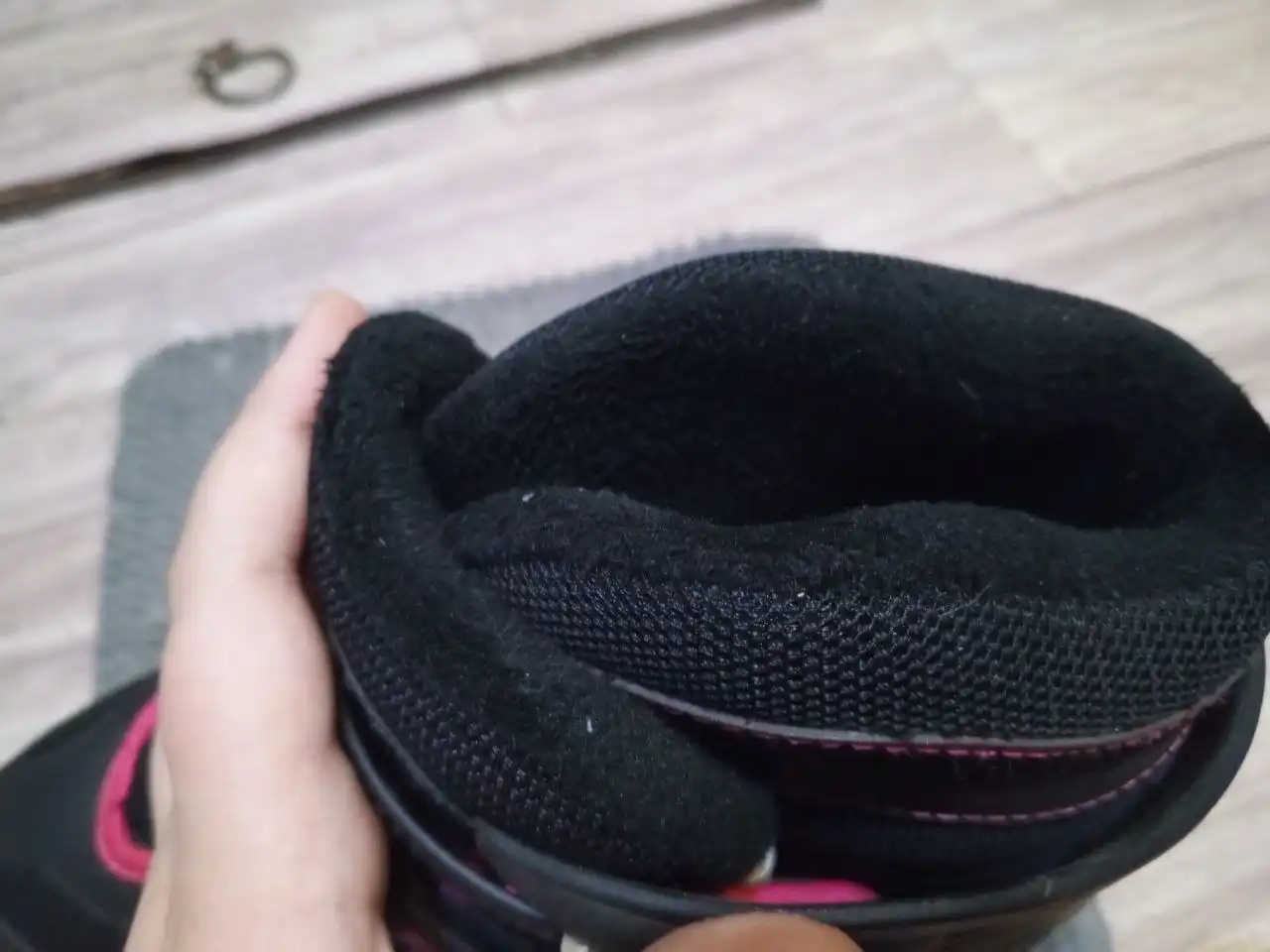 Продам коньки