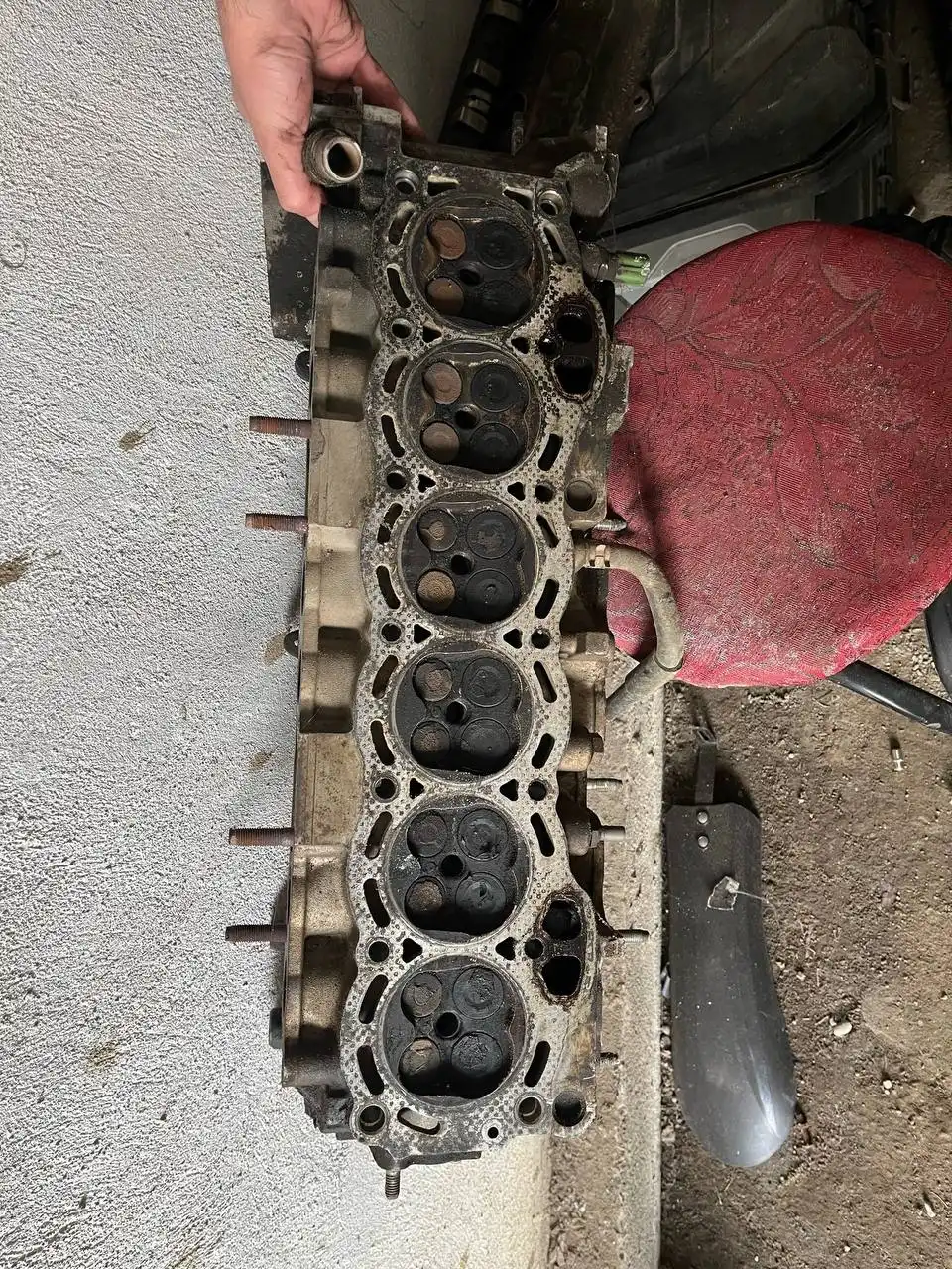 Продам головку блока цилиндров на 1gfe