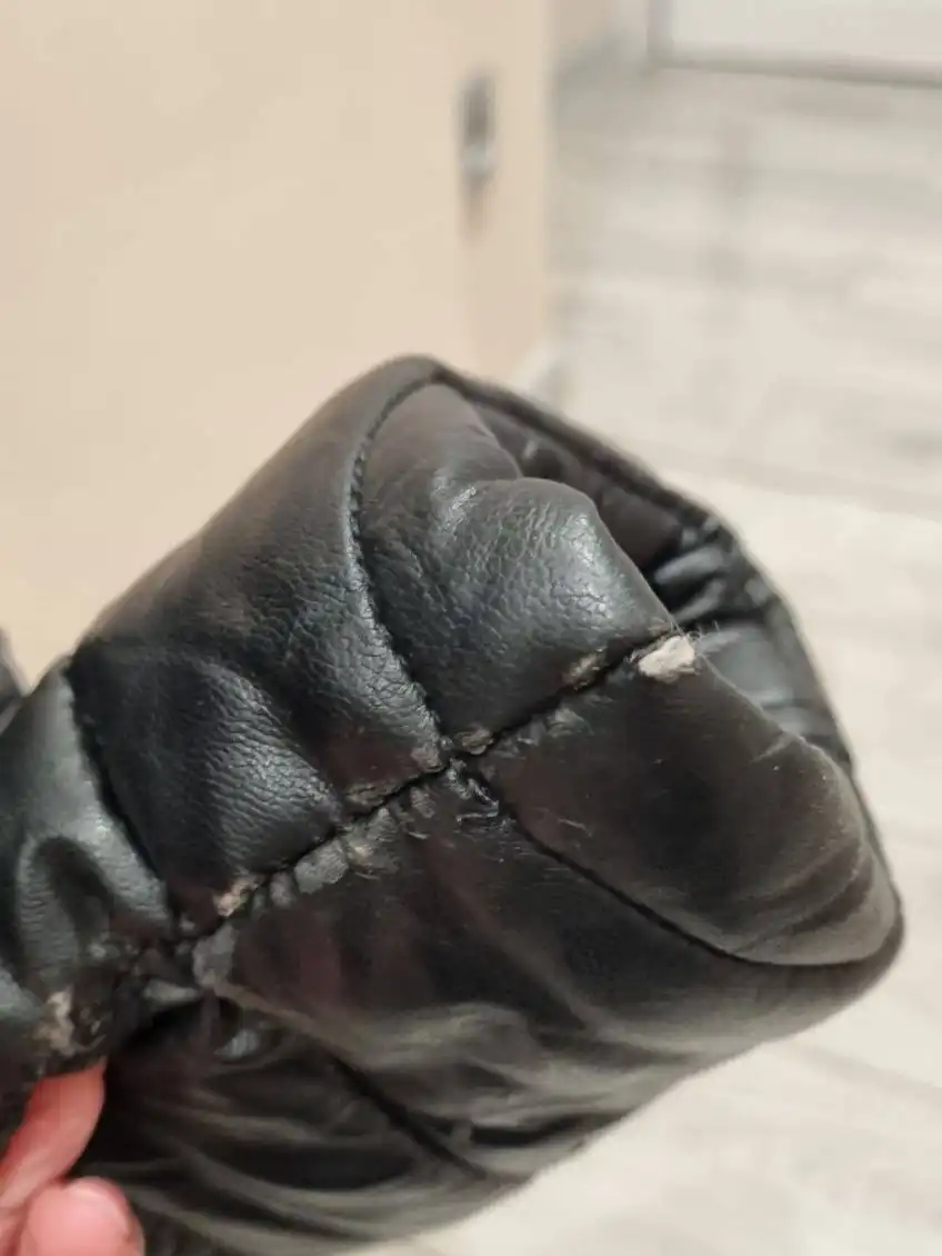 Продам кожаную куртку