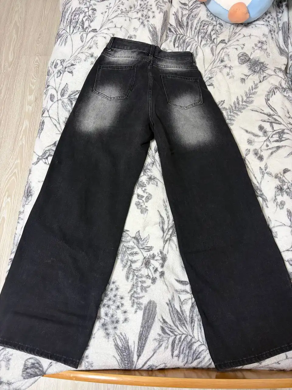 Продажа джинсов