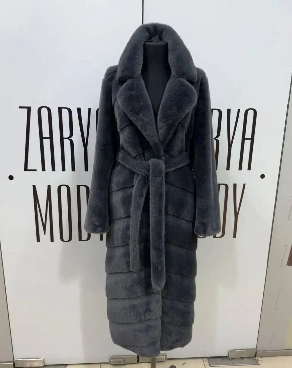 Продам новые шубы из экомеха