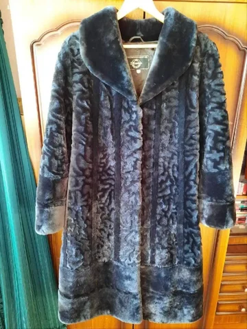 Женская мутоновая шуба Трапеция размер 54-56 - Одежда в Чита