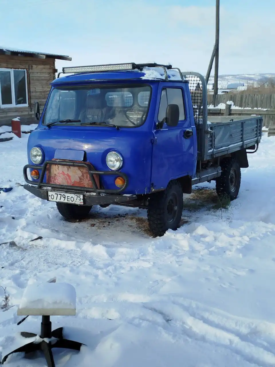 Продам УАЗ 2006 года, переделан в грузовой