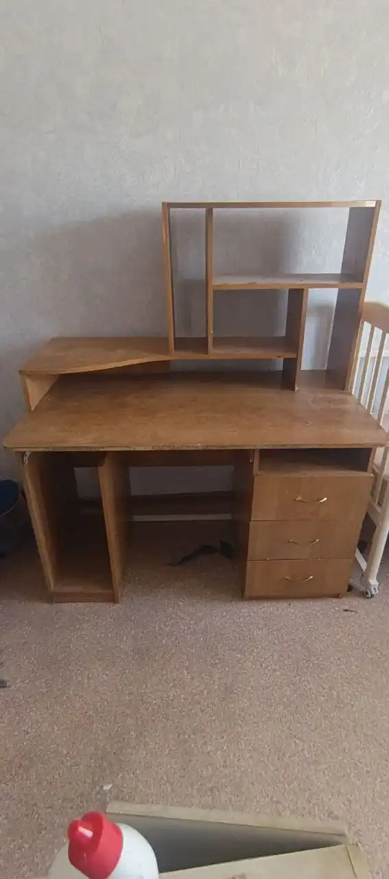 Компьютерный стол в Антипихе - Для дома и дачи в Антипиха