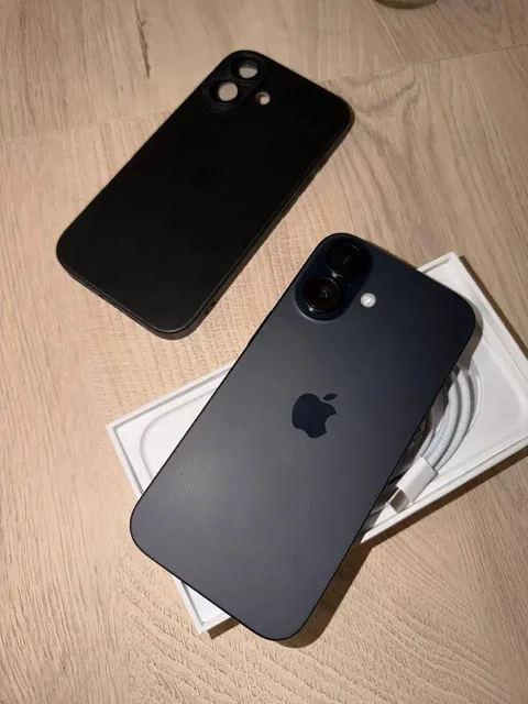 Продам IPhone 16 б/у 2 месяца - Игровые консоли в Чита