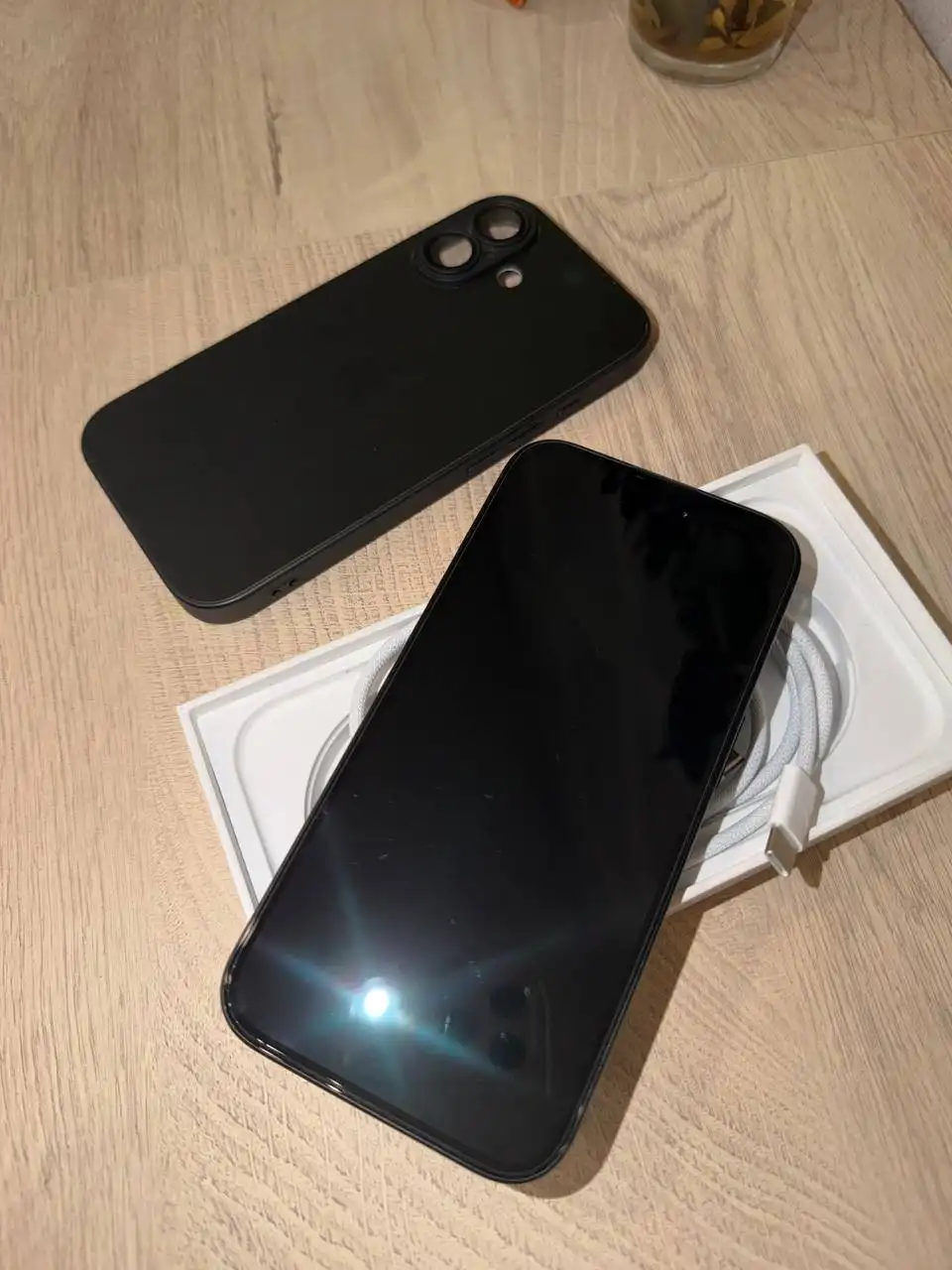 Продам IPhone 16 б/у 2 месяца - Смартфоны (Электроника) в Чита