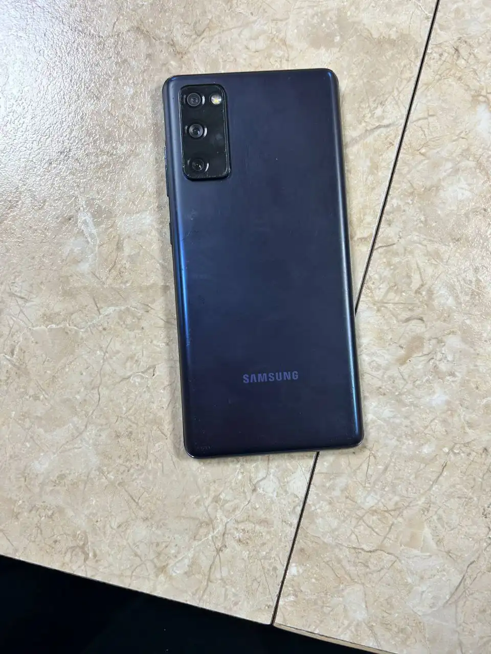Samsung S20FE полный комплект - Смартфоны (Электроника) в Чита