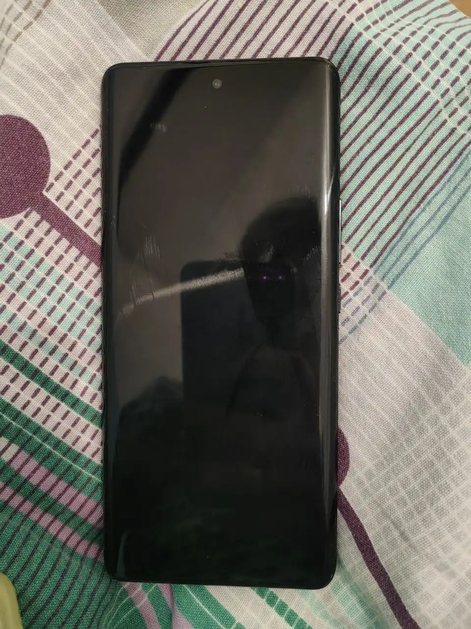 Продам смартфон Honor 50 8/256 с битой крышкой - Смартфоны и телефоны (Электроника) в Чита