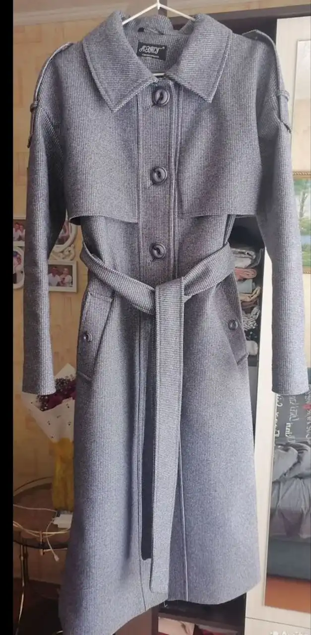 Продам пальто демисезонное в отличном состоянии - Верхняя одежда (Одежда) в Чита