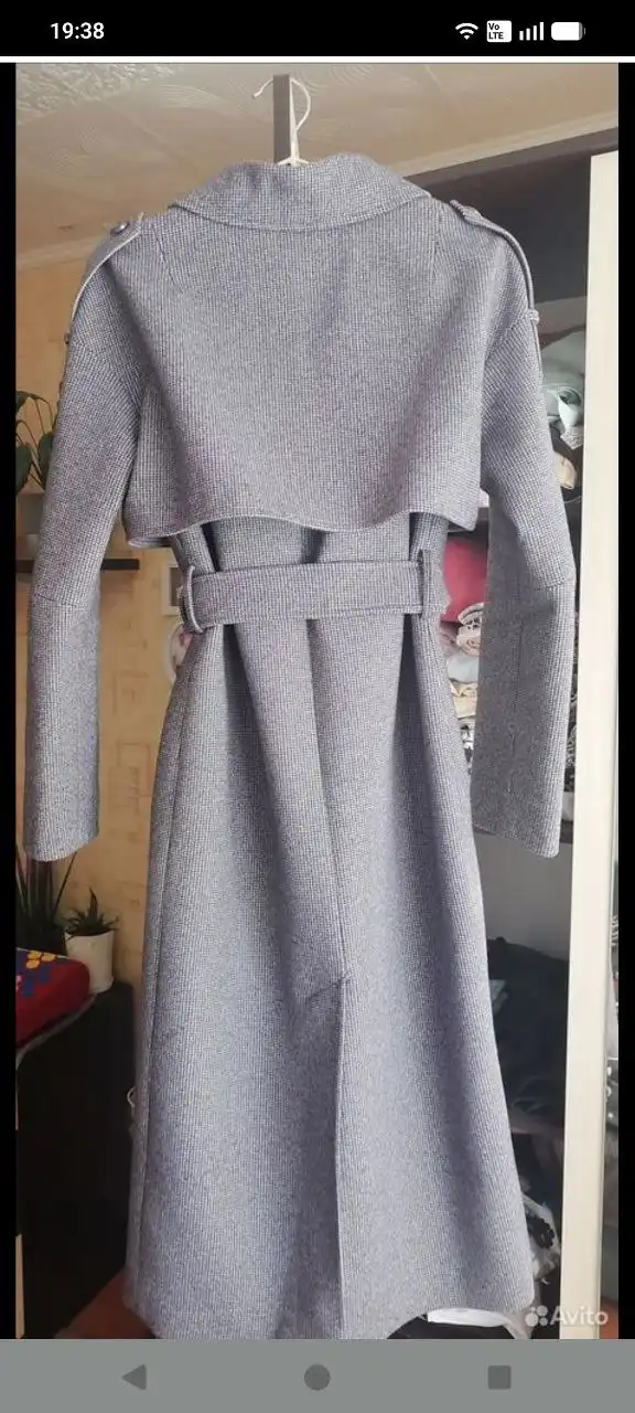 Продам пальто демисезонное в отличном состоянии - Верхняя одежда (Одежда) в Чита