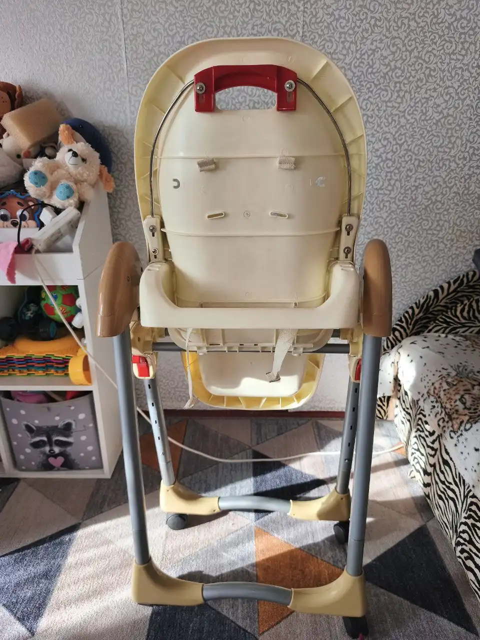 Продам детский стульчик для кормления - Детская мебель (Товары для детей) в Чита