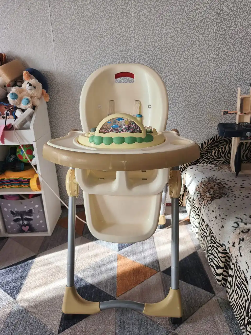 Продам детский стульчик для кормления - Детская мебель (Товары для детей) в Чита