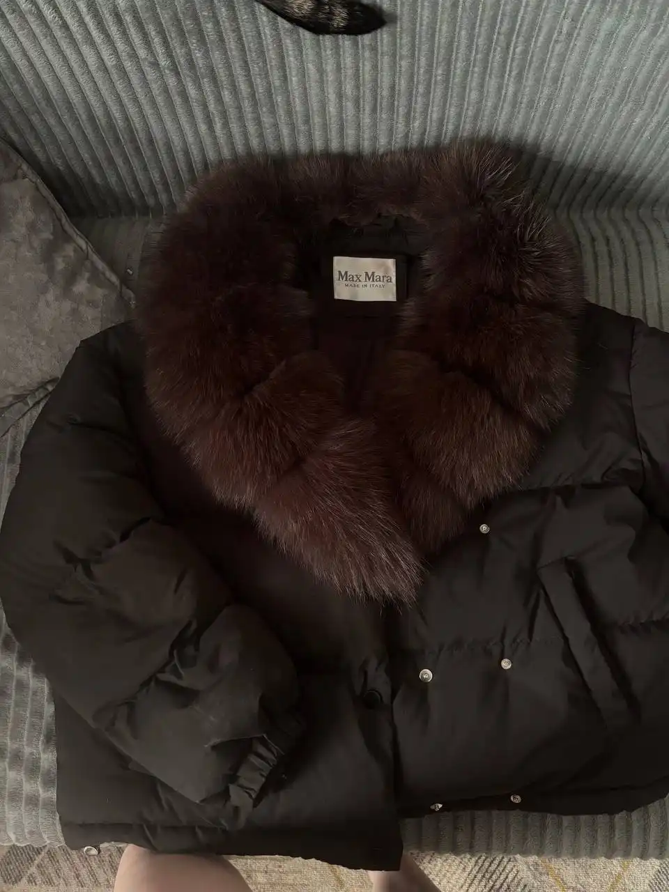 Продажа теплой пуховой куртки с мехом - Верхняя одежда (Одежда) в Чита