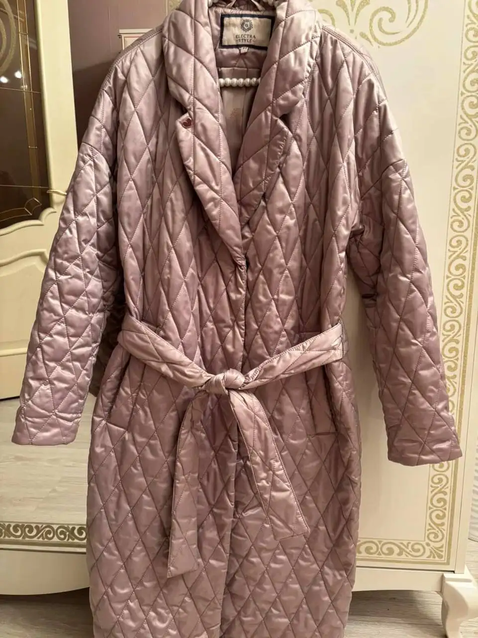 Продам демисезонное стеганое пальто Electrastyle - Пальто (Одежда) в Неизвестно