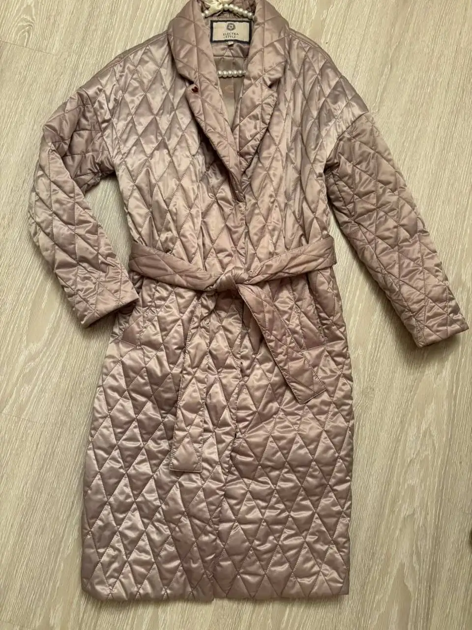 Продам демисезонное стеганое пальто Electrastyle - Пальто (Одежда) в Неизвестно