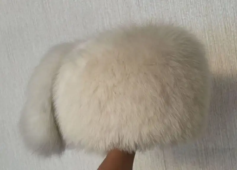 Продам шапку из песца - Головные уборы (Одежда) в Чита