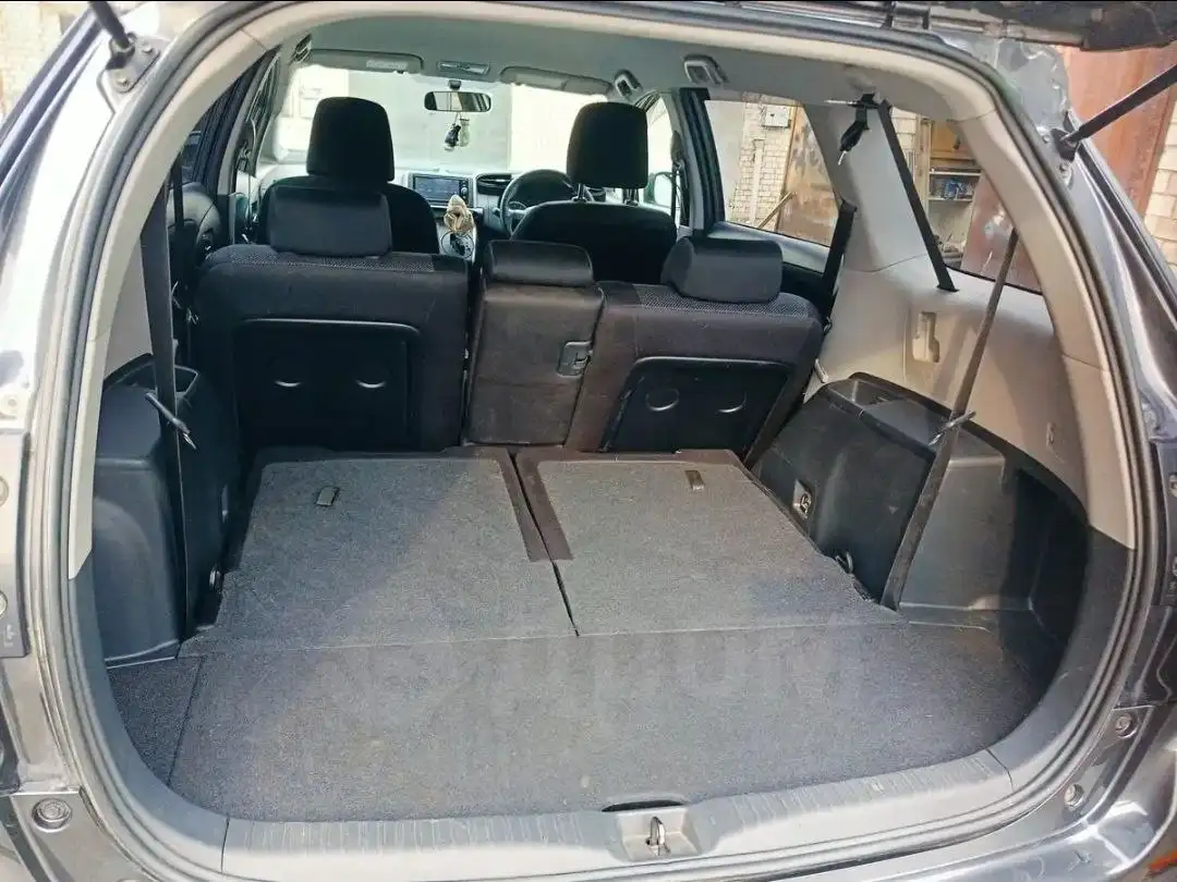 Toyota Wish 2017 года выпуска - Авто в Чита