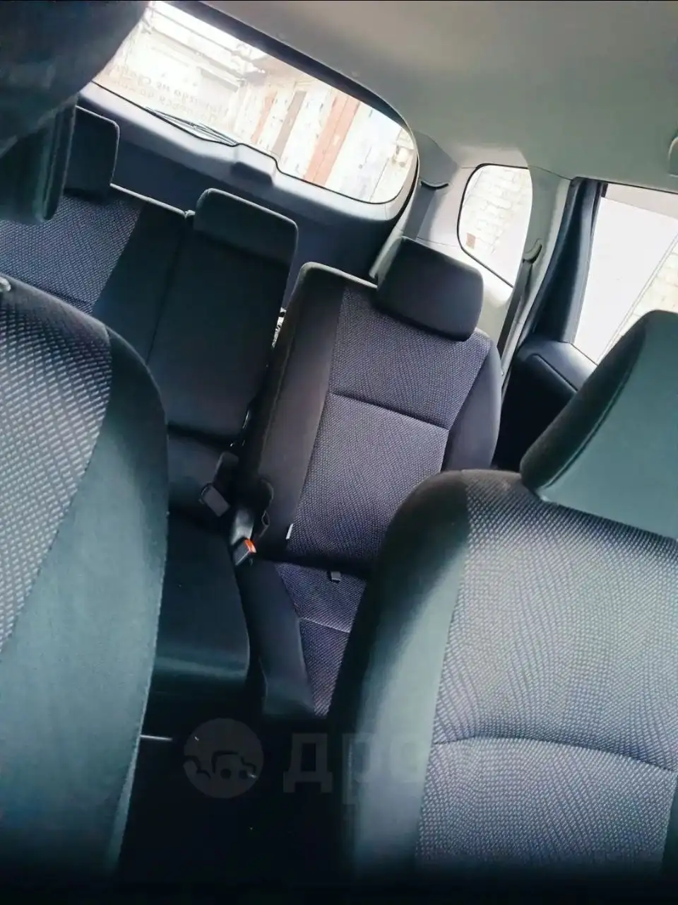 Toyota Wish 2017 года выпуска - Авто в Чита