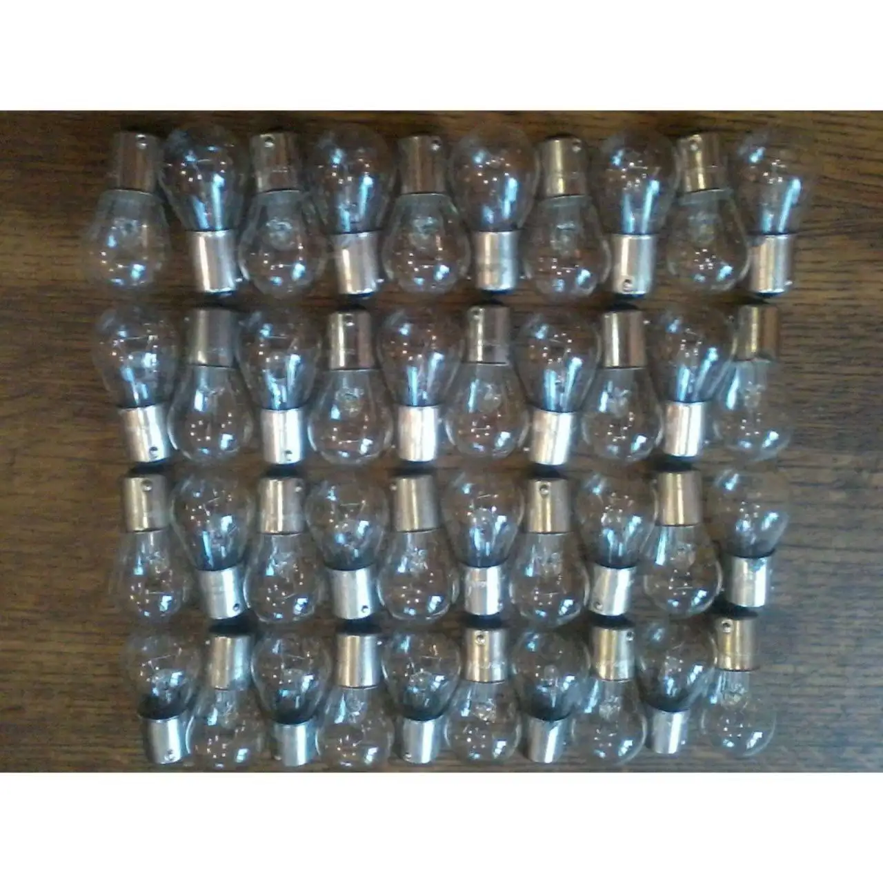 Продажа лампочек 12V21W и 24V21W - Лампы освещение (Барахолка) в Чита