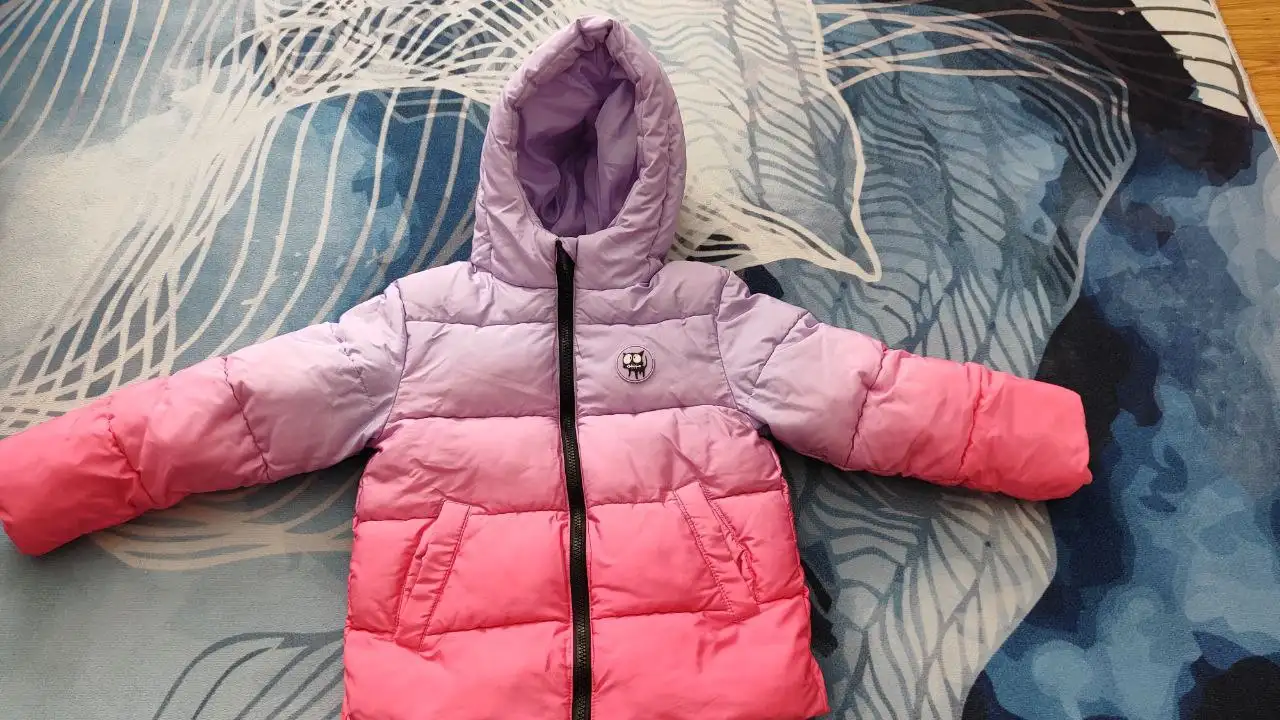 Демисезонная куртка для девочки 122-128 рост - Детская одежда (Одежда) в Чита