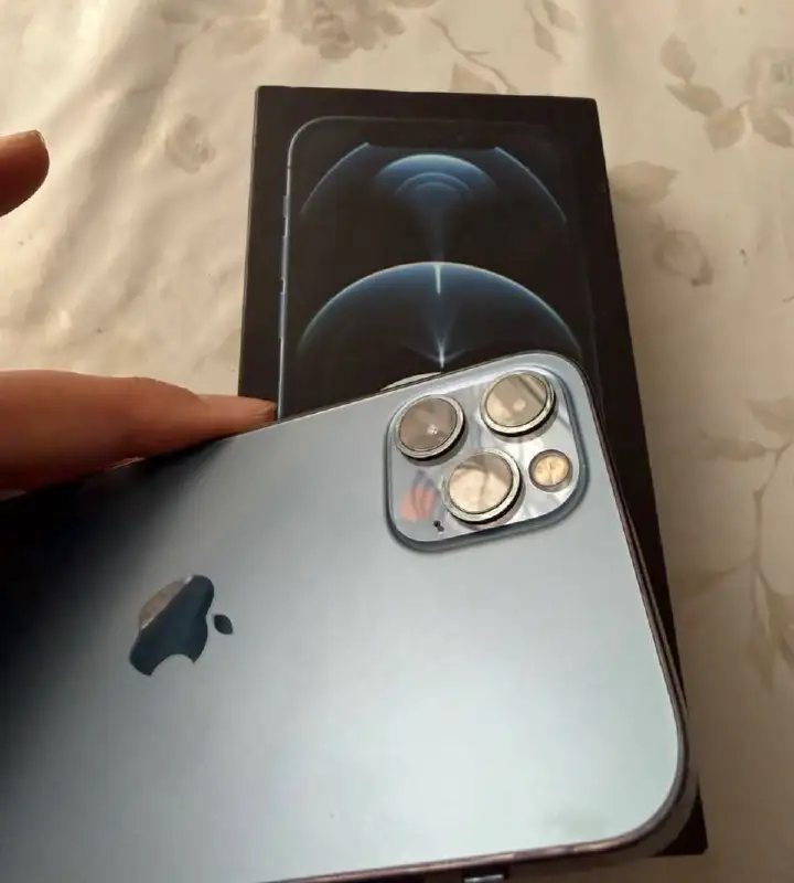 iPhone 12 Pro 128 ГБ в отличном состоянии - Смартфоны (Электроника) в Чита