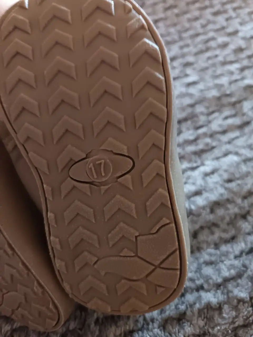 Продажа новых детских ботинок размер 17 - Обувь (Товары для детей) в Чита