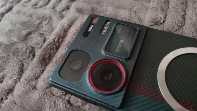 Продажа смартфона ZTE nubia Z60 Ultra 12/256 ГБ - Электроника в Неизвестно