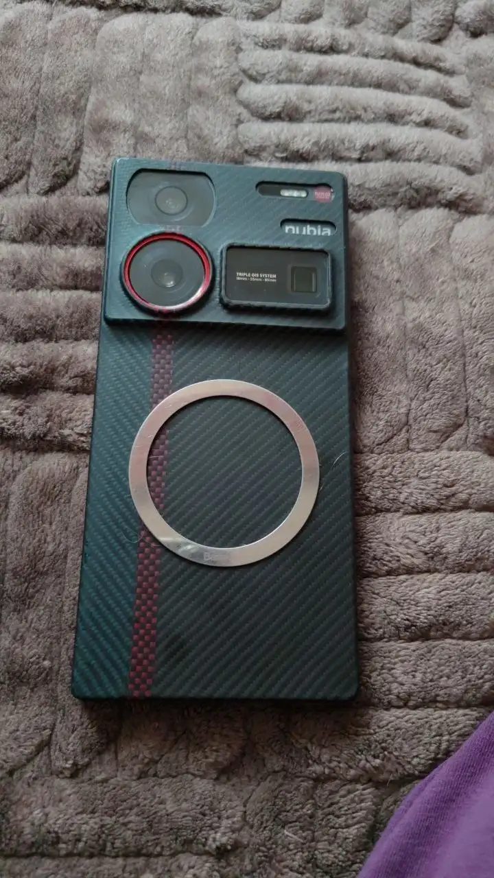 Продажа смартфона ZTE nubia Z60 Ultra 12/256 ГБ - Смартфоны (Электроника) в Неизвестно