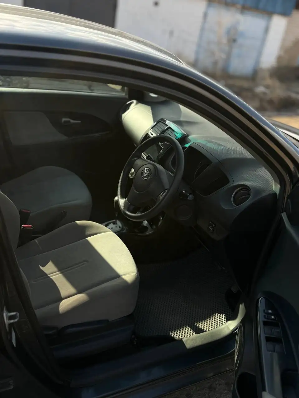 Продажа Toyota Ist 2008 года - Легковые автомобили (Авто) в Чита