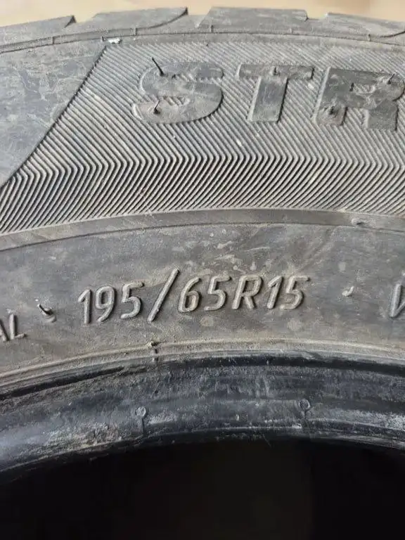 Продажа летних шин Viatti 195/65 R15 - Шины (Авто) в Чита