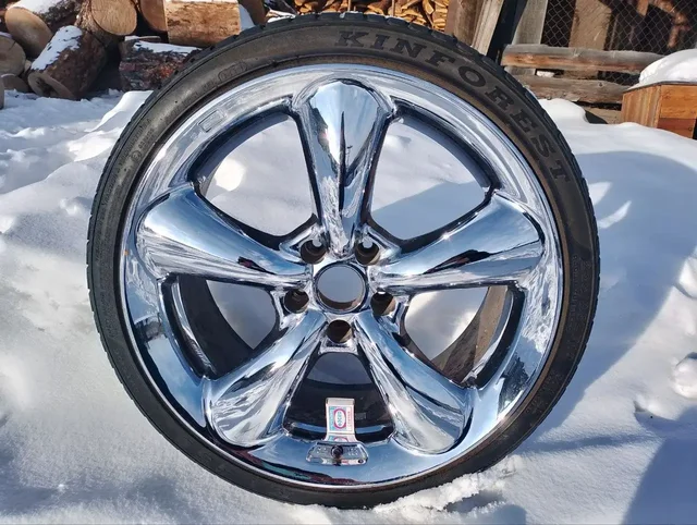 Продам 235/35 ZR19 литье WORK Япония с летней резиной - Детали кузова в Чита