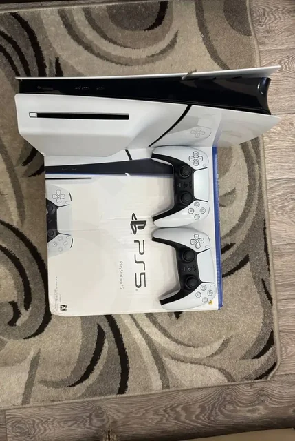 Продам Playstation 5 slim 1tb - частное объявление в Чита