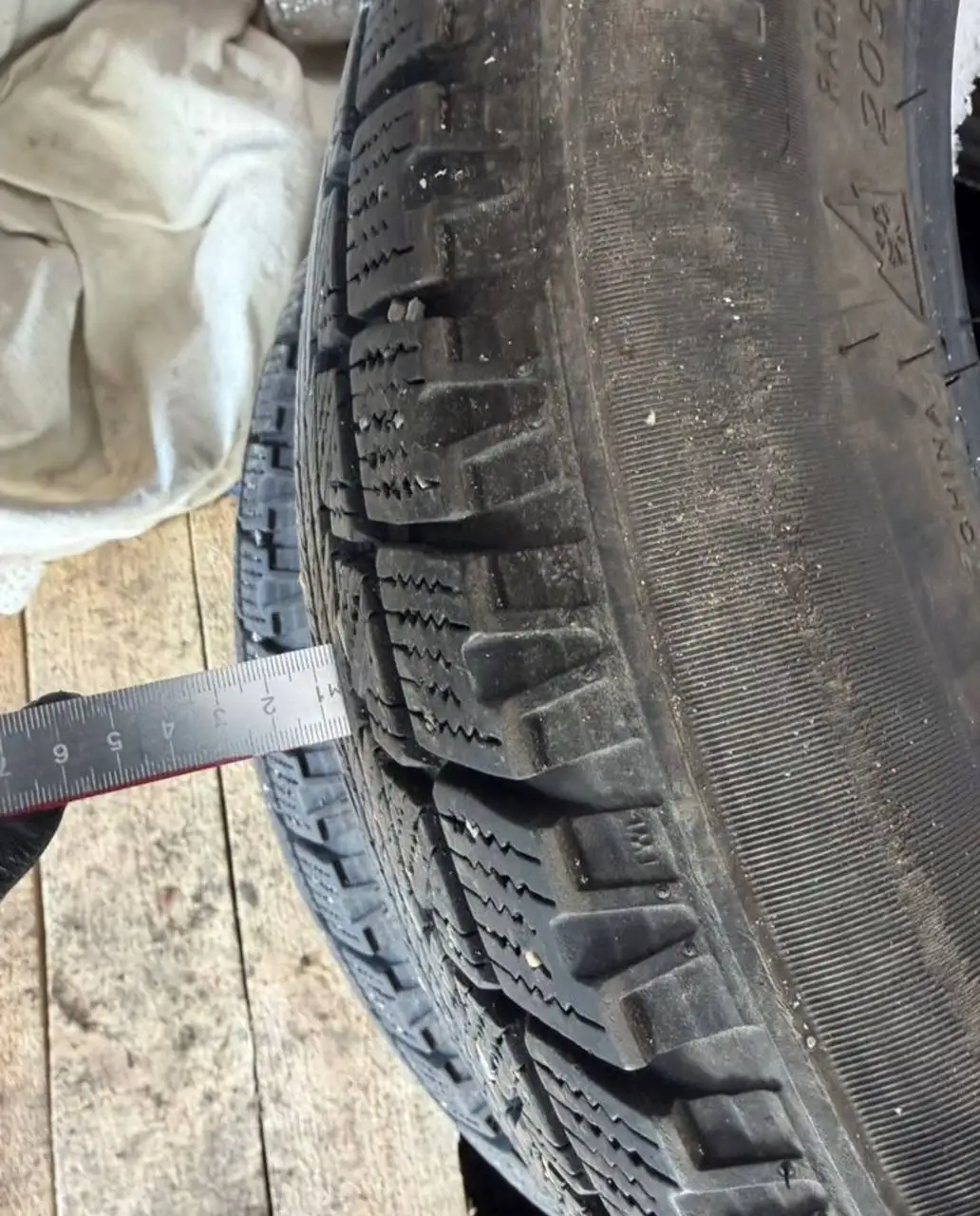 Зимние шины RoadMarch SnowRover 966 205/55 R16 - Шины (Авто) в Чита