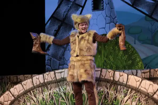 Спектакль "Кот в сапогах" - Театр (Хобби и отдых) в Магнитогорск