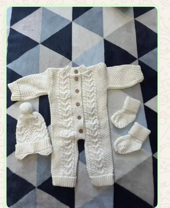 Вязаный костюм для новорожденных - Товары для детей в Казань