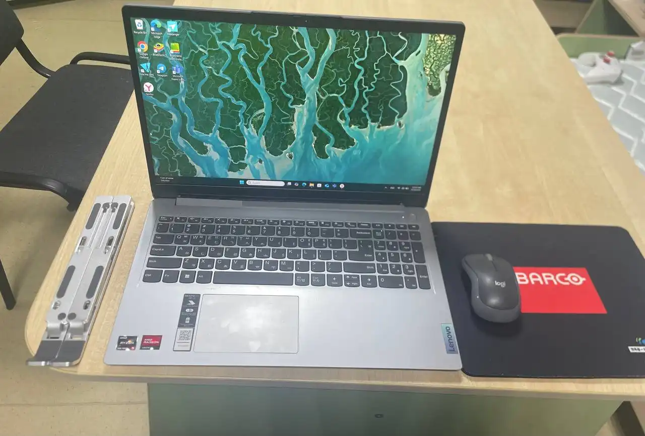 Lenovo Ideapad 1 15AMN7 с Ryzen 7520U