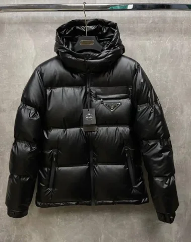 Обмен пуховика Prada - Одежда в Казань