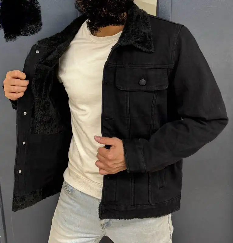 Продам мужскую джинсовую утепленную куртку