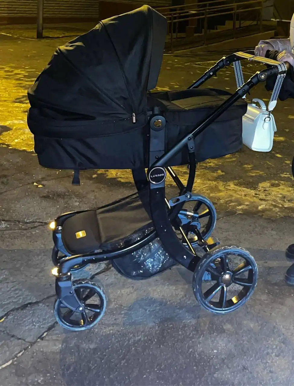 Коляска Luxmom Dalux 608 3в1 черный