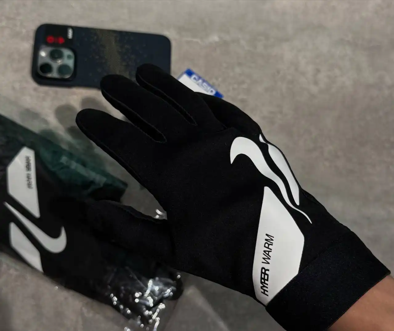 Перчатки Nike Hyperwarm