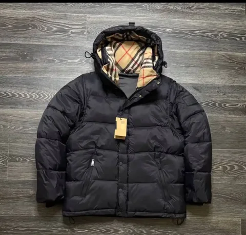 Продажа куртки Burberry размер М - Одежда в Казань