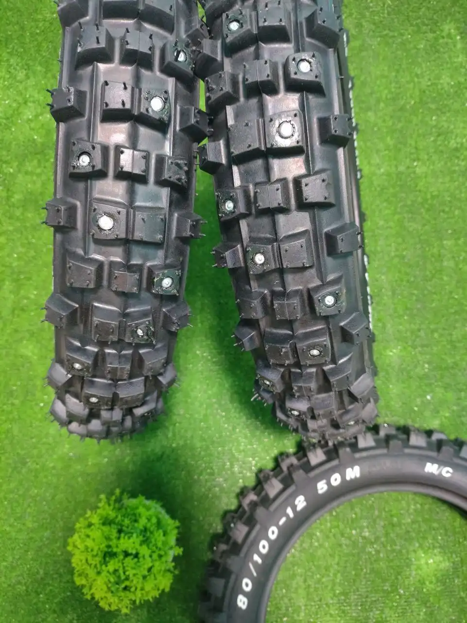 Зимние покрышки и аксессуары для электровелосипеда